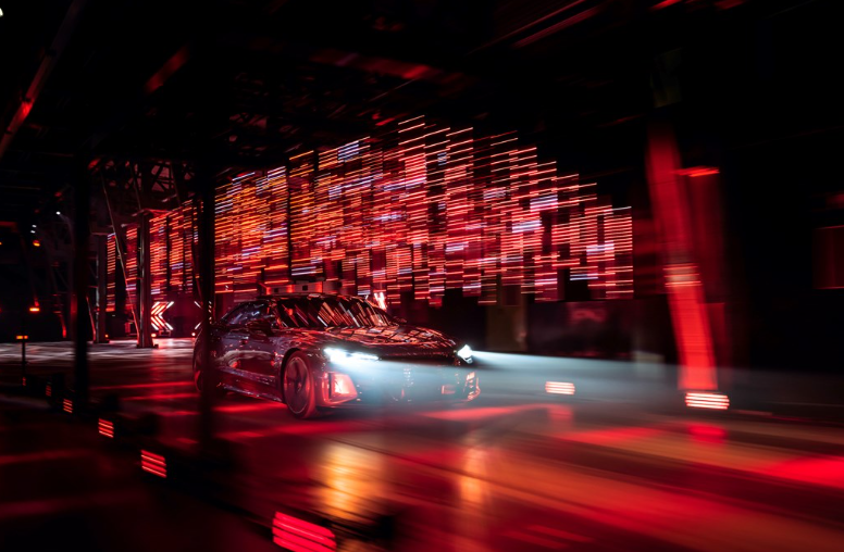 Новый Audi e-Tron GT