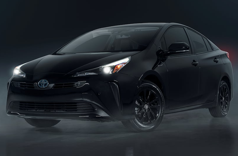 "Toyota теряет лидерство Tesla: конец налоговых льгот на электромобили ставит под угрозу позиции японского гиганта" 5аы5ф454аы64ыаф456фы4а4фыа