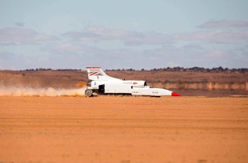 "Bloodhound готовится к установлению рекорда скорости 1000 миль в час с нулевым выбросом углерода!" 6ы456а4ф5ы645фа645аф645а64фа5